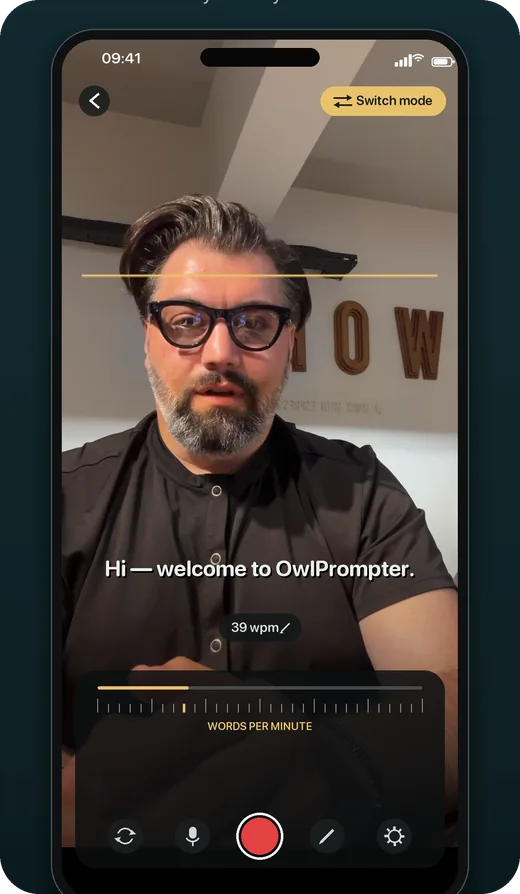 OwlPrompter prompter view with large text and scroll controls